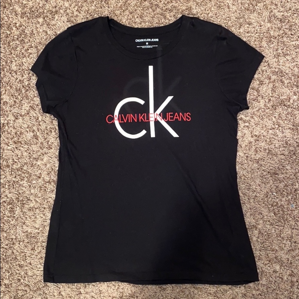 Black calvin klein t shirt